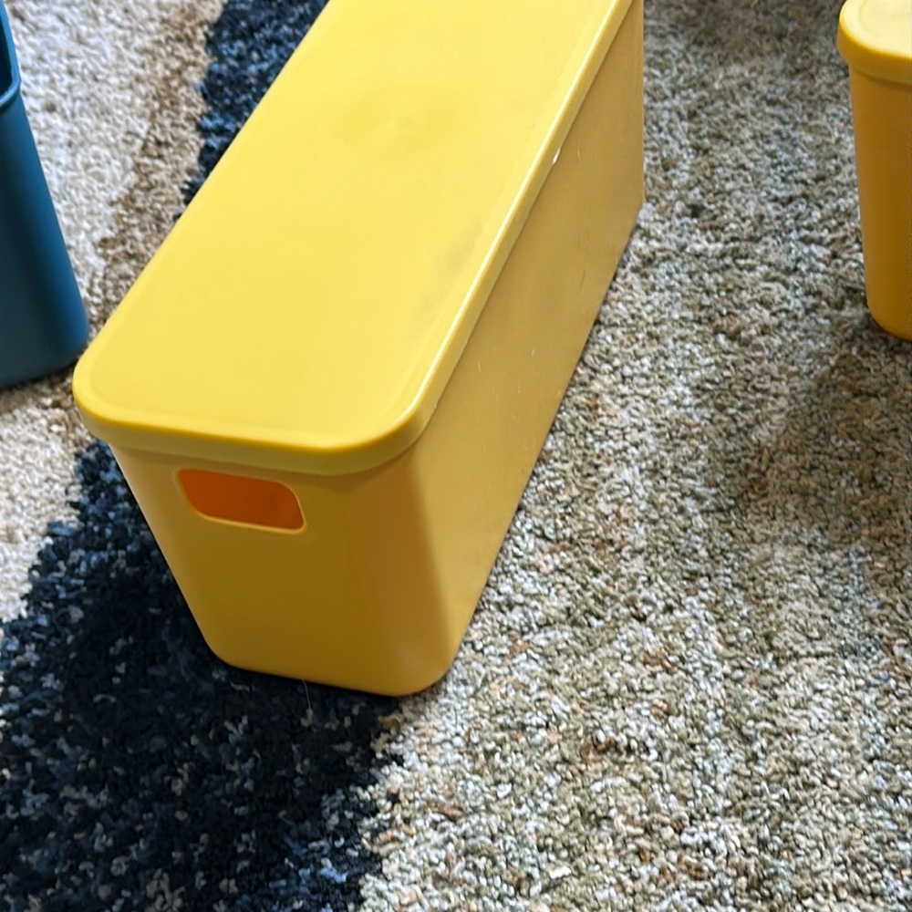 Yellow Long Stackable Organizer Bin w/Fitted Lid 14"x9"x6" Bin NWOT Yellow Bin